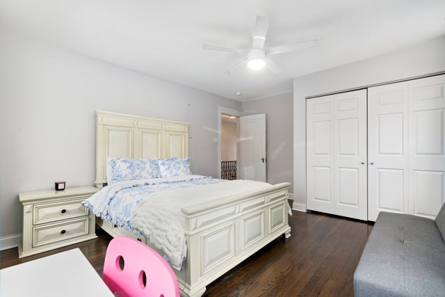 1023 N Oak Park Avenue