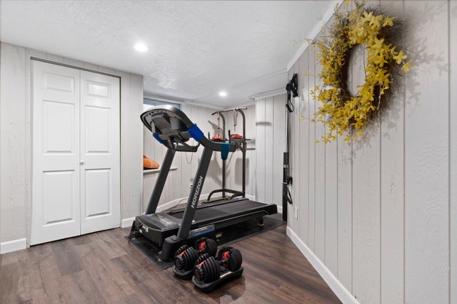 1023 N Oak Park Avenue