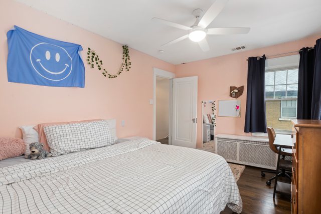 1023 N Oak Park Avenue