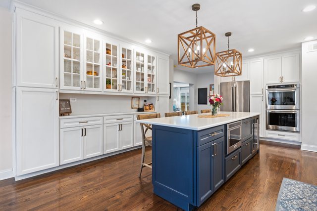 1023 N Oak Park Avenue