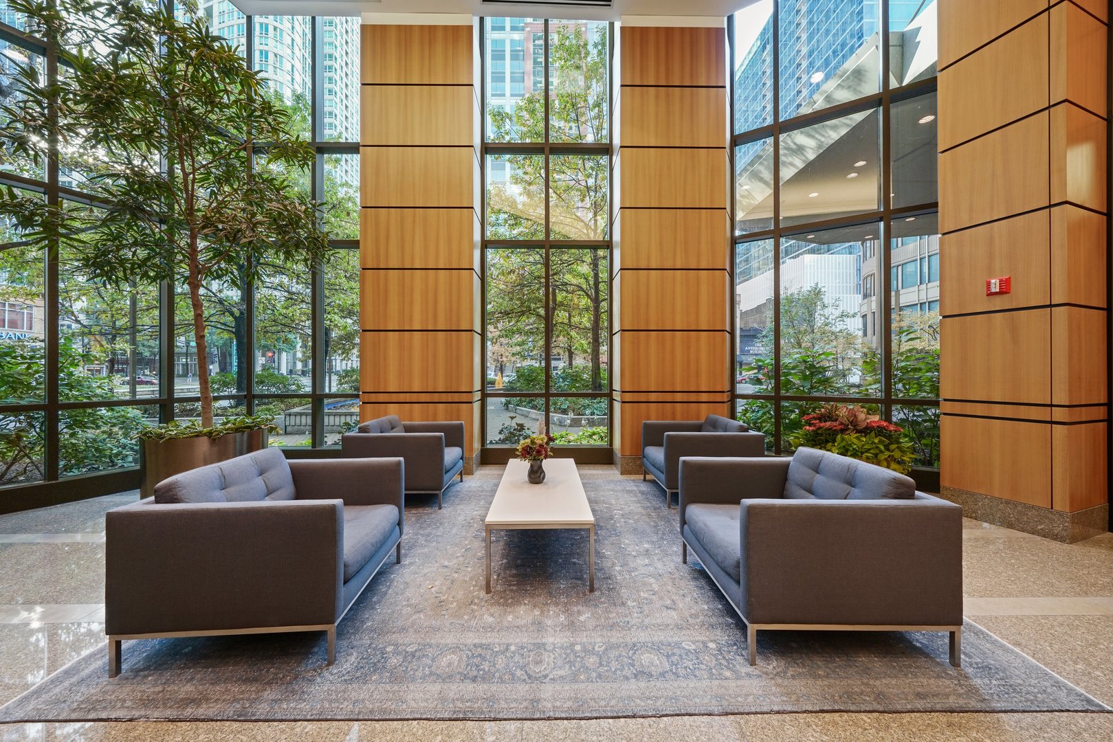 400 N LaSalle Street Unit: 2811