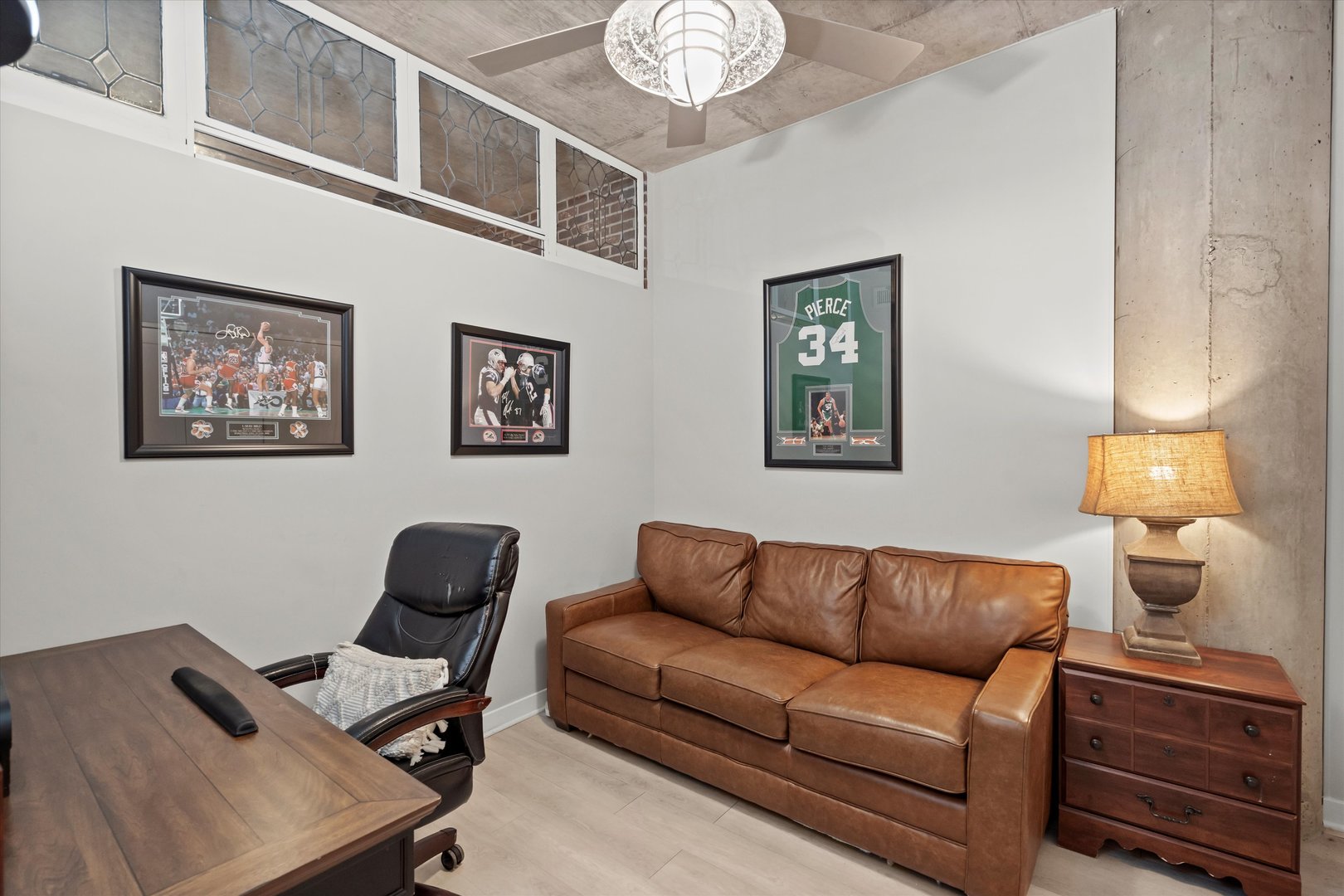 700 N Larrabee Street Unit: 1613