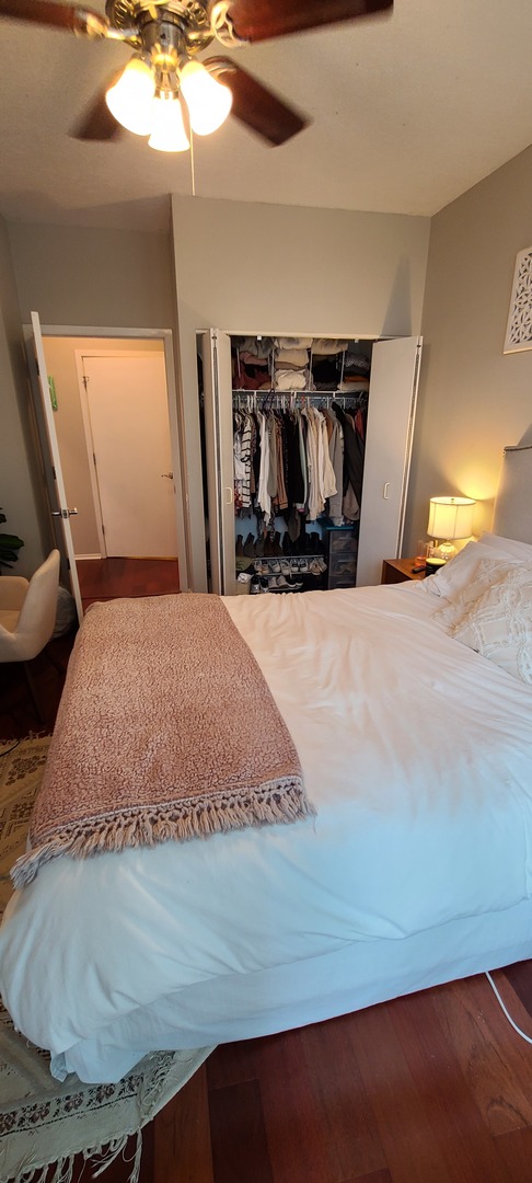 600 N Kingsbury Street Unit: 906