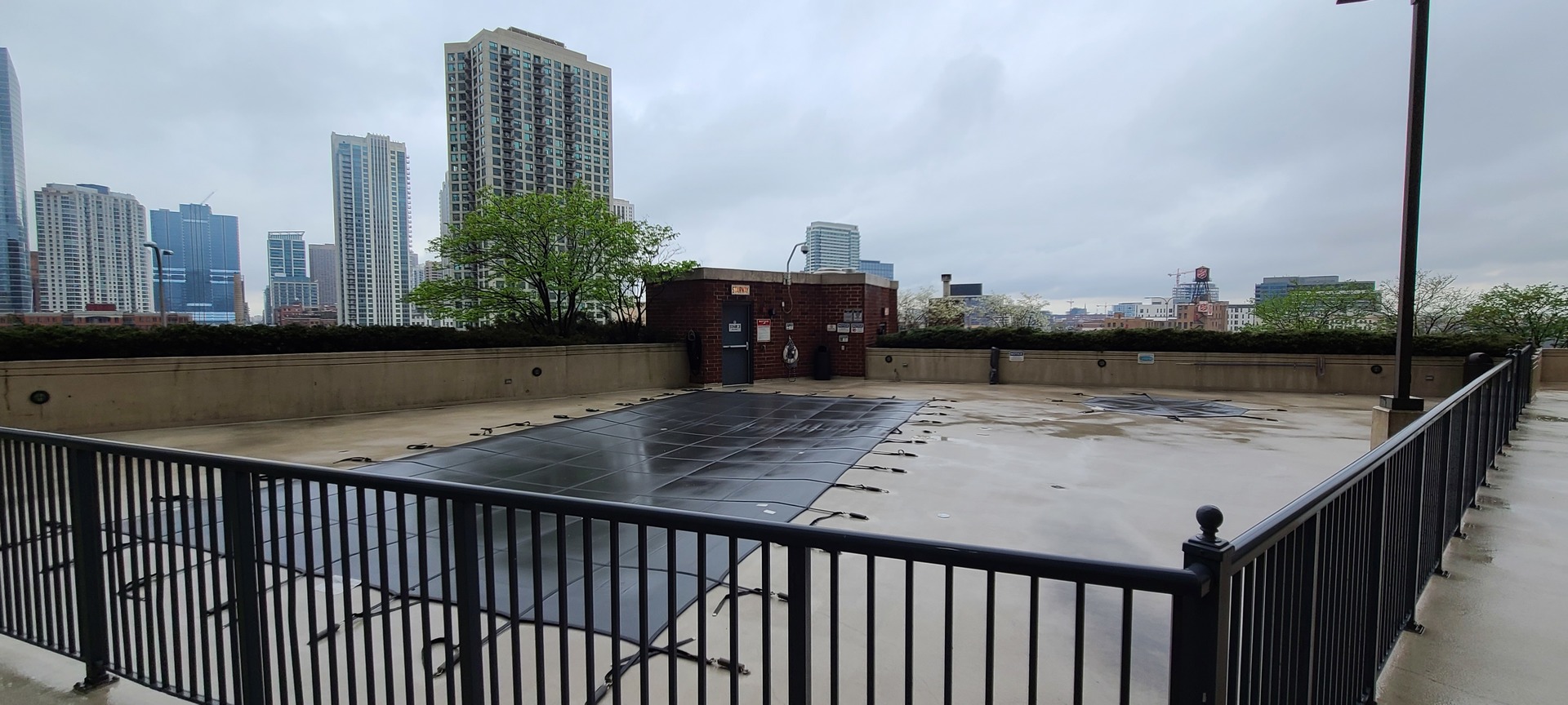 600 N Kingsbury Street Unit: 906