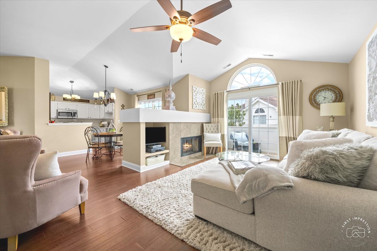 1322 Clybourne Street Unit: 1322