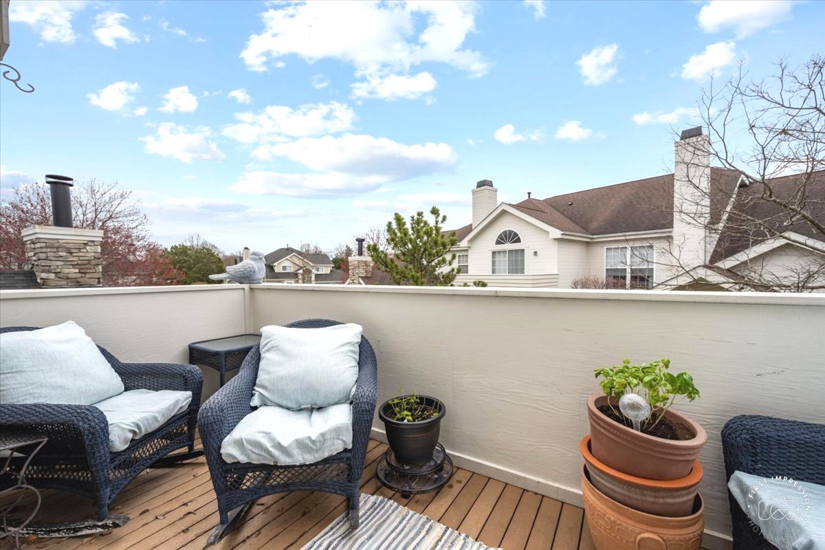 1322 Clybourne Street Unit: 1322