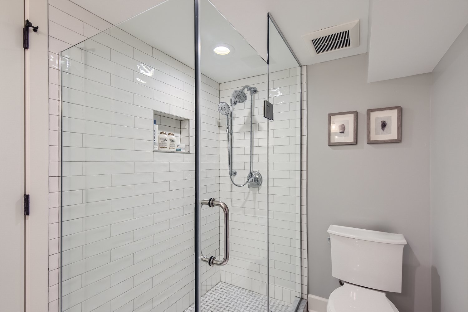 4927 N Seeley Avenue