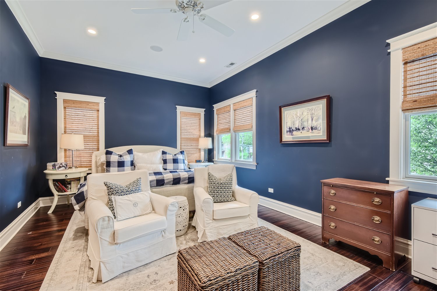 4927 N Seeley Avenue