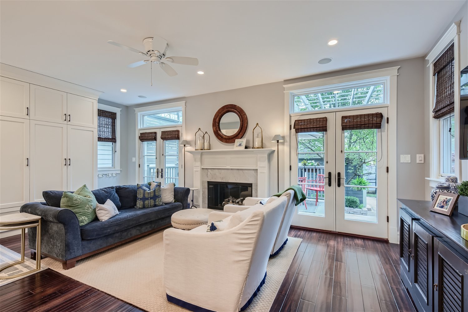 4927 N Seeley Avenue