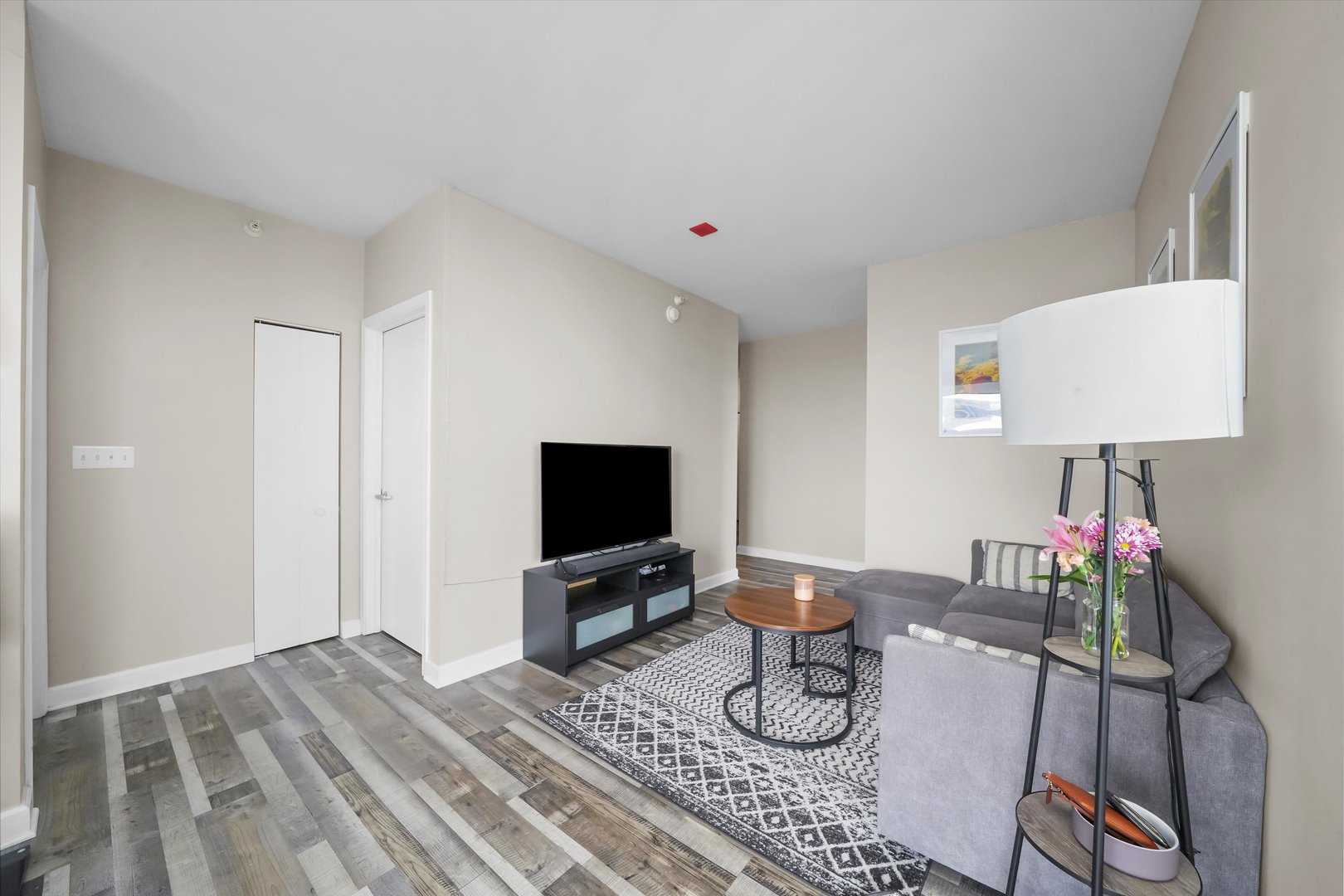 1101 S State Street Unit: 2207