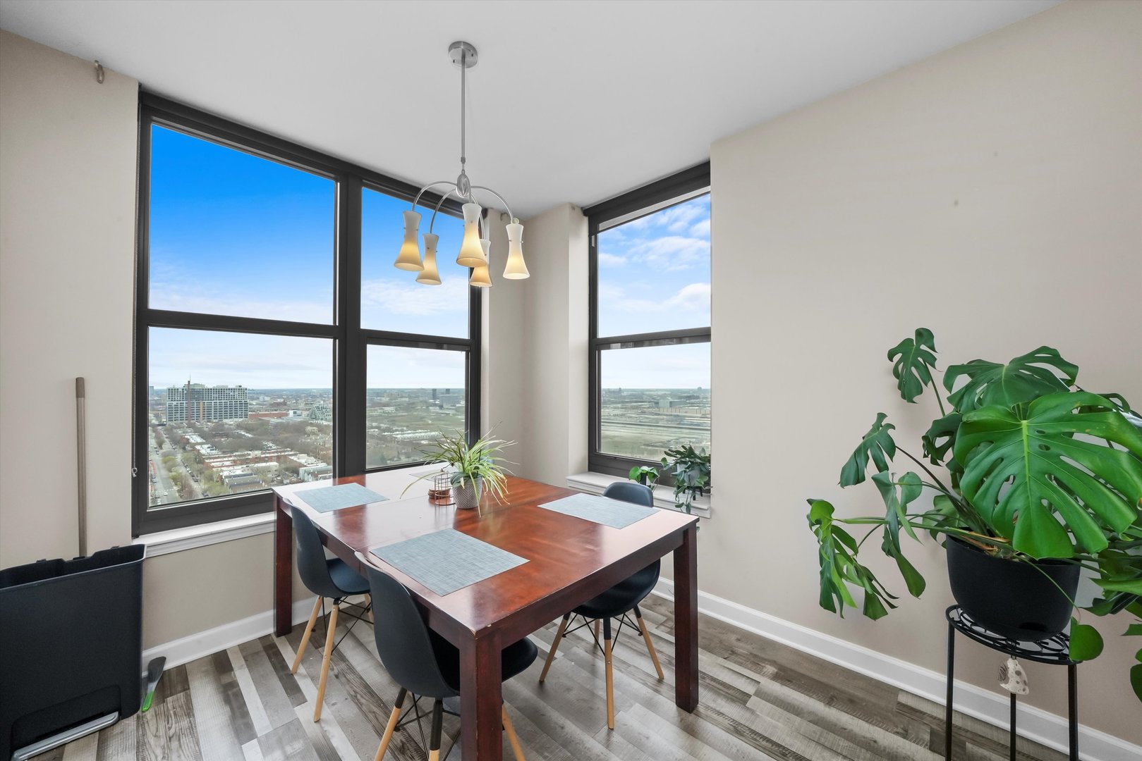 1101 S State Street Unit: 2207