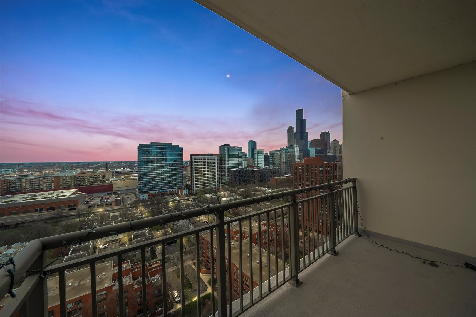 1101 S State Street Unit: 2207