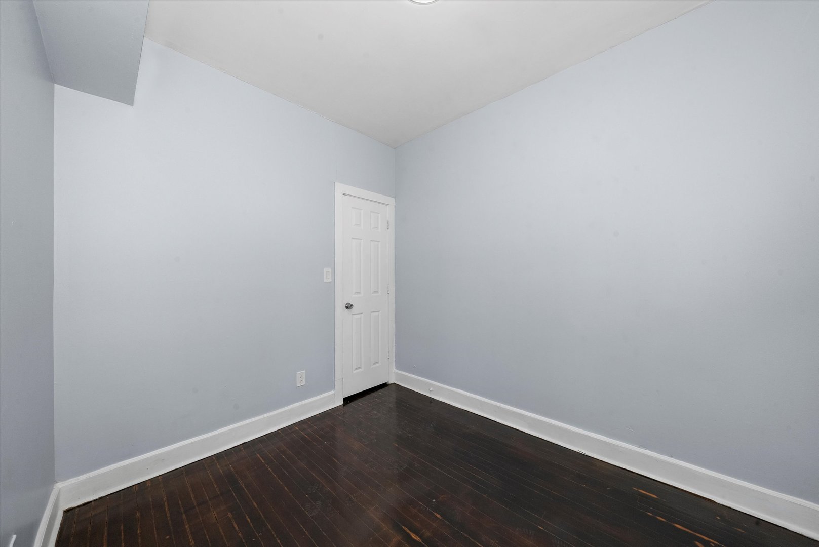 1036 N SPRINGFIELD Avenue