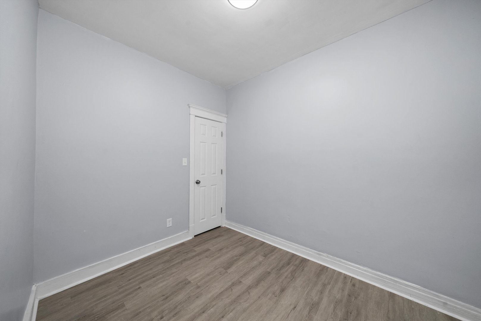 1036 N SPRINGFIELD Avenue