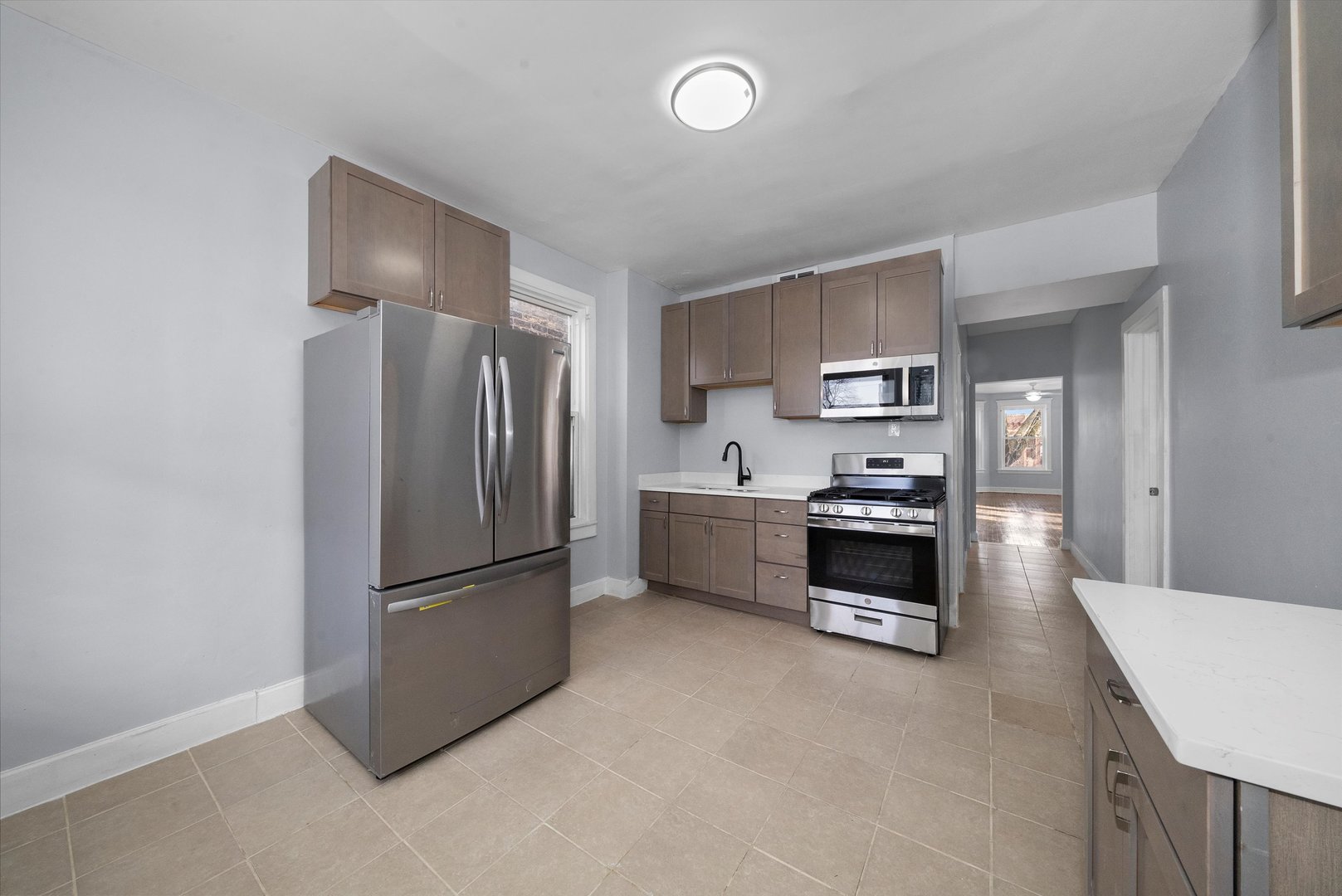 1036 N SPRINGFIELD Avenue