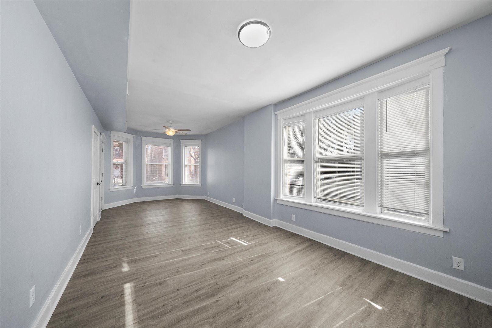 1036 N SPRINGFIELD Avenue