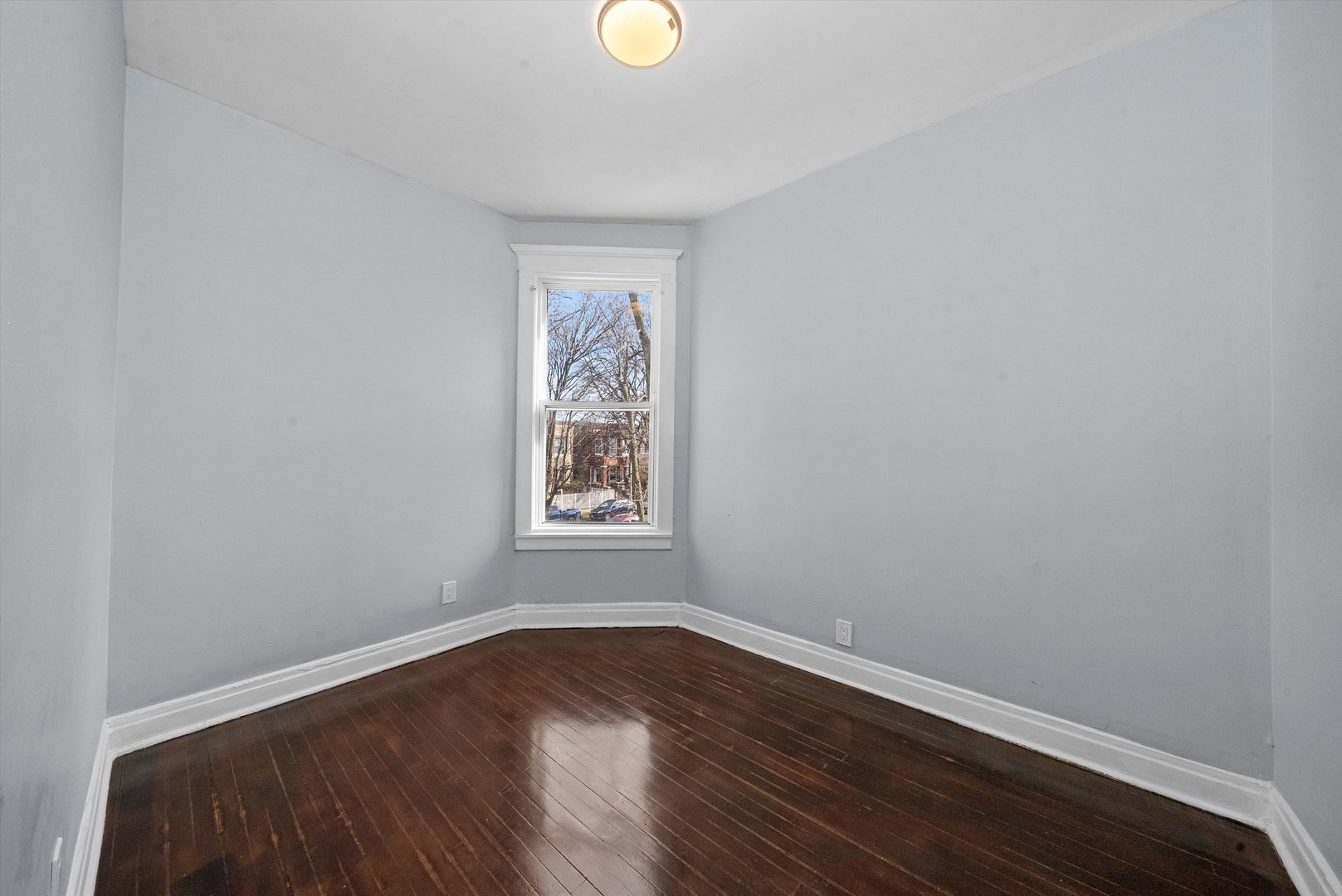 1036 N SPRINGFIELD Avenue