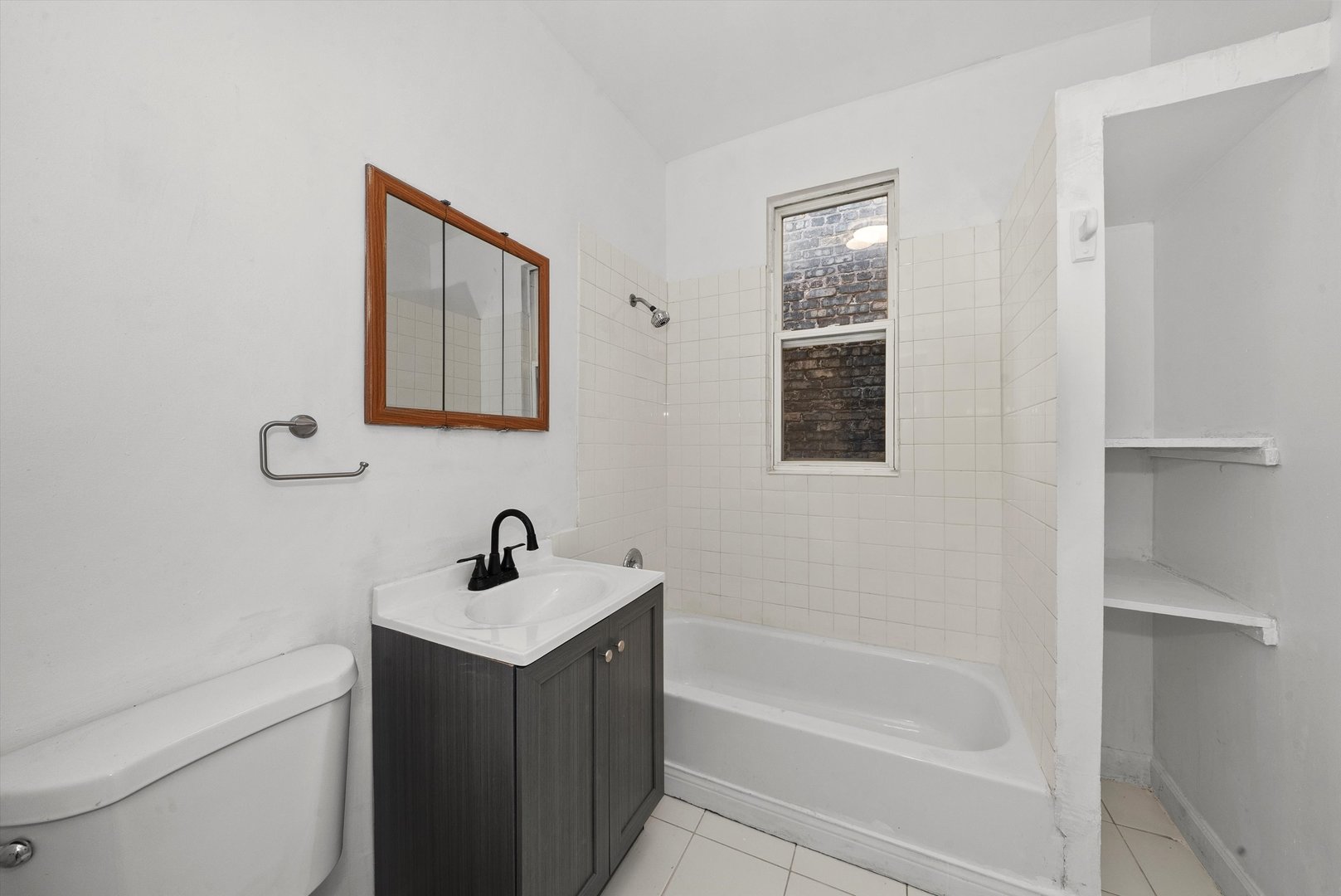 1036 N SPRINGFIELD Avenue