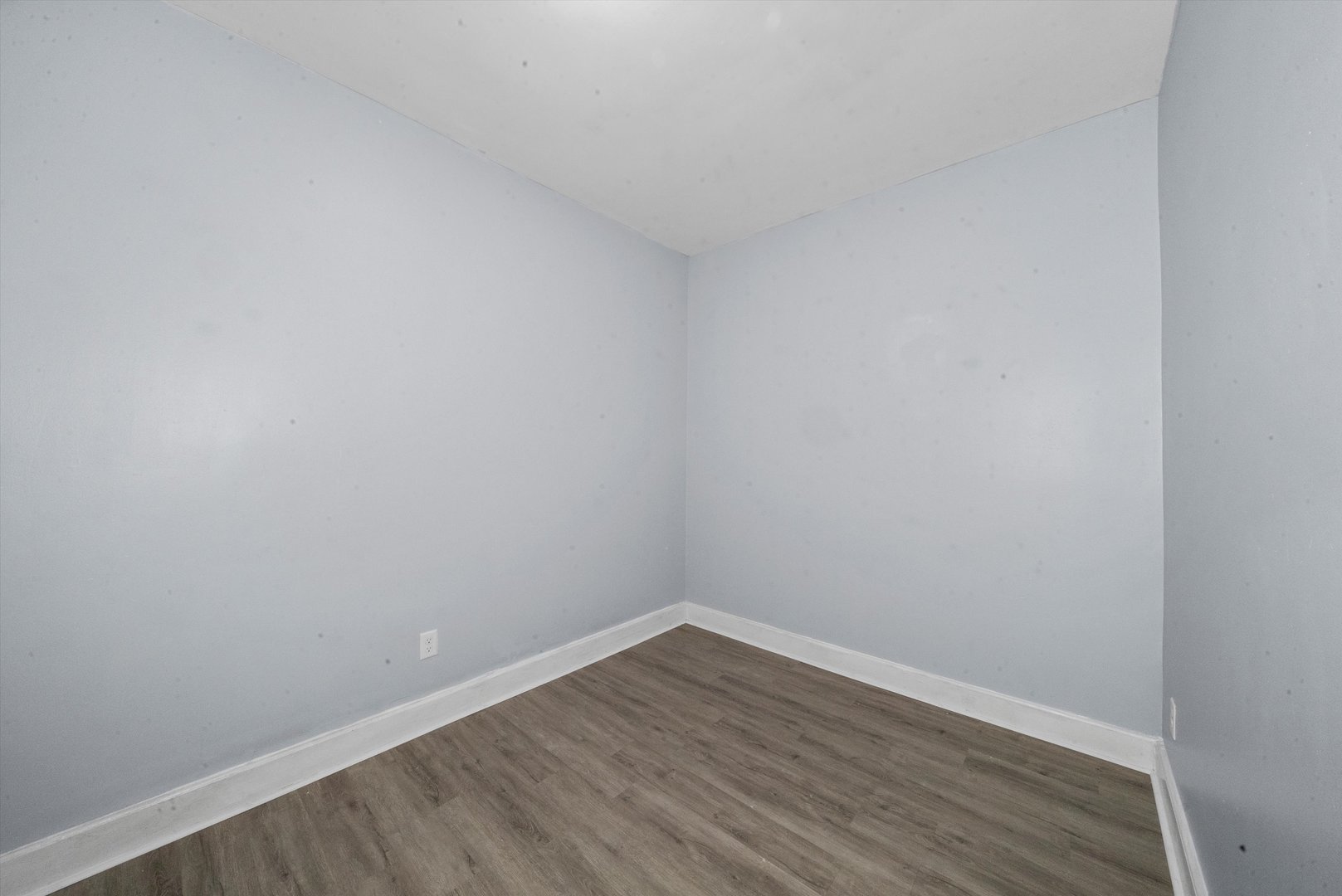 1036 N SPRINGFIELD Avenue