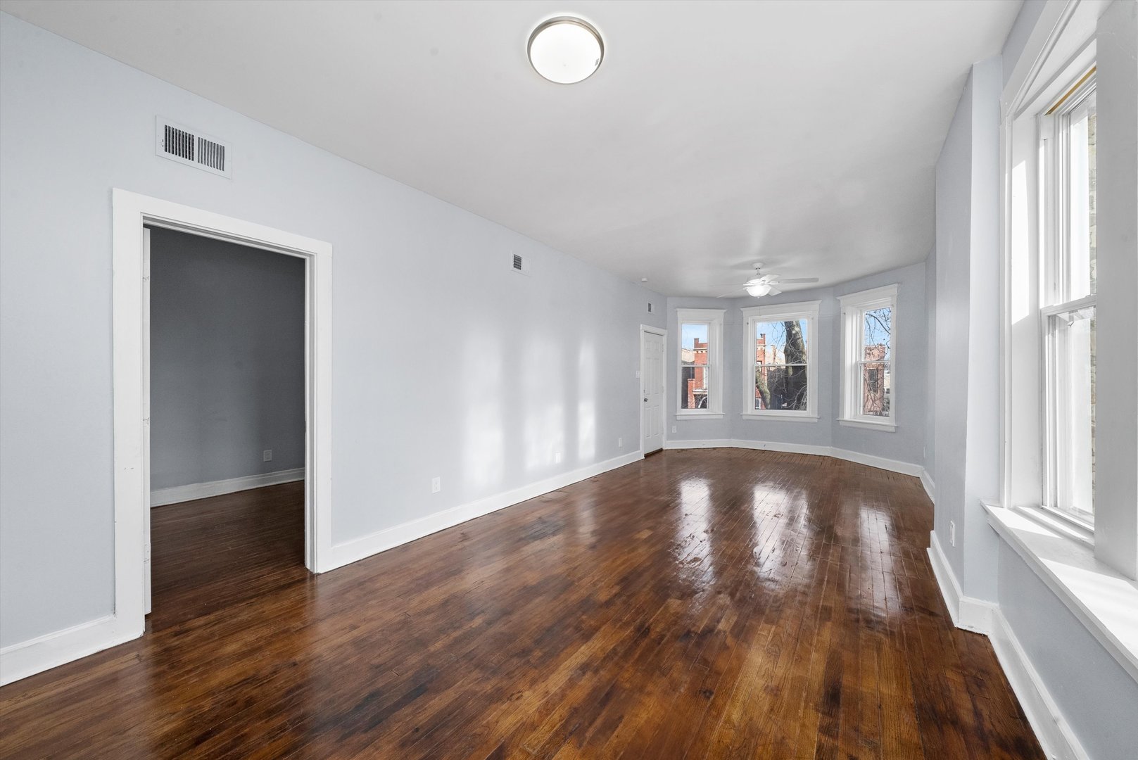 1036 N SPRINGFIELD Avenue