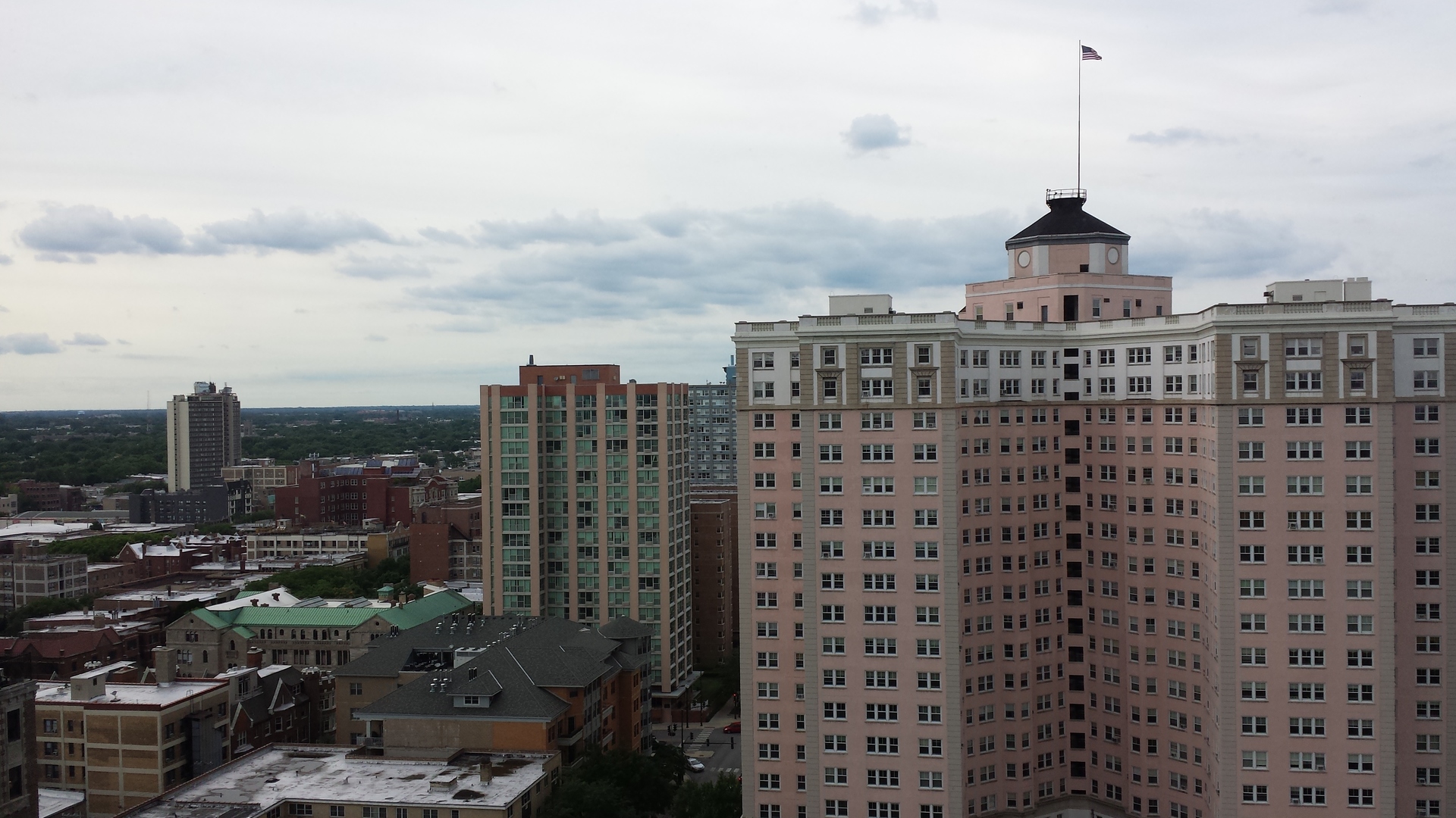 5455 N Sheridan Road Unit: 2207