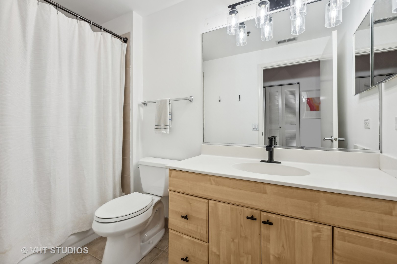 1735 W Diversey Parkway Unit: 310