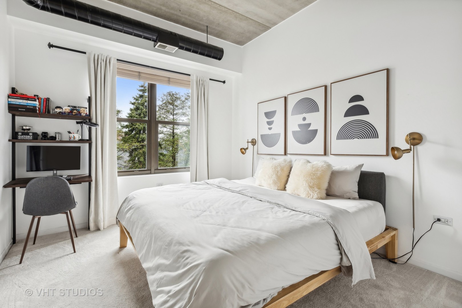 1735 W Diversey Parkway Unit: 310