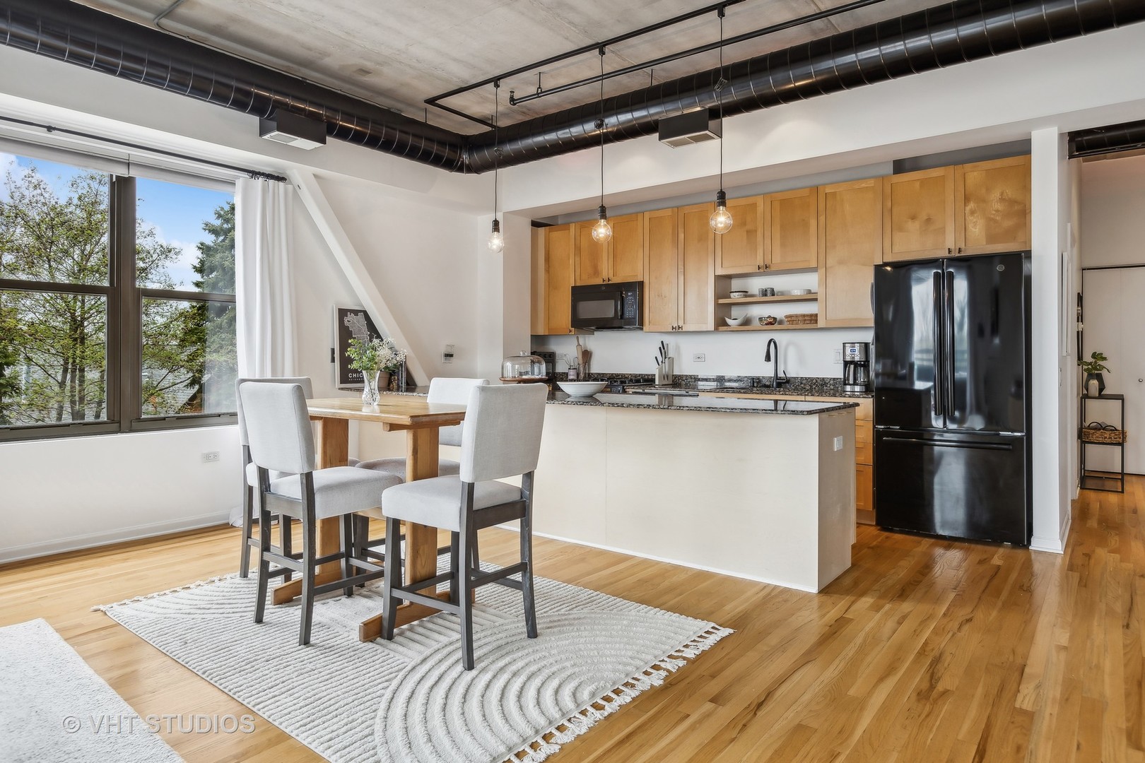 1735 W Diversey Parkway Unit: 310