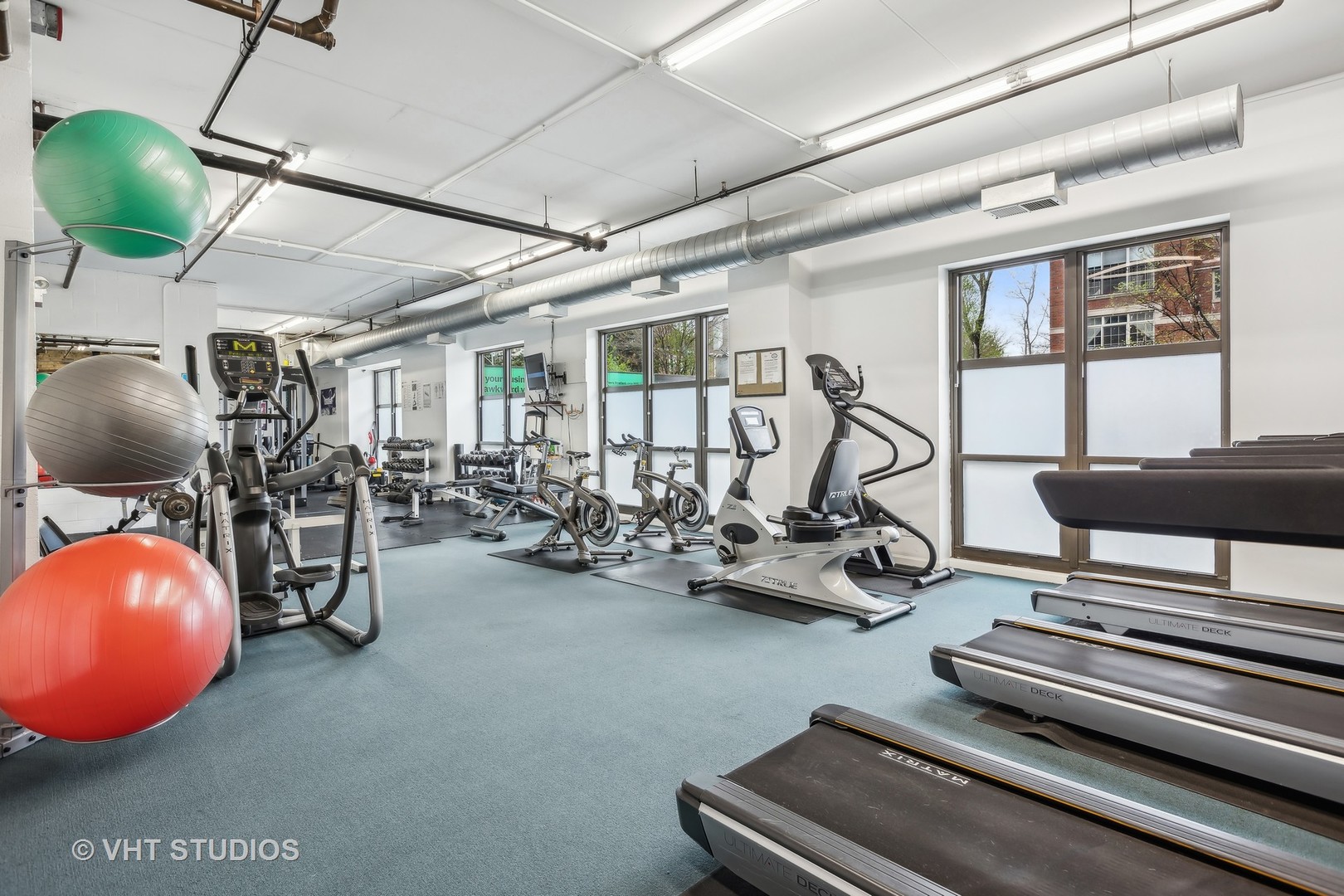 1735 W Diversey Parkway Unit: 310