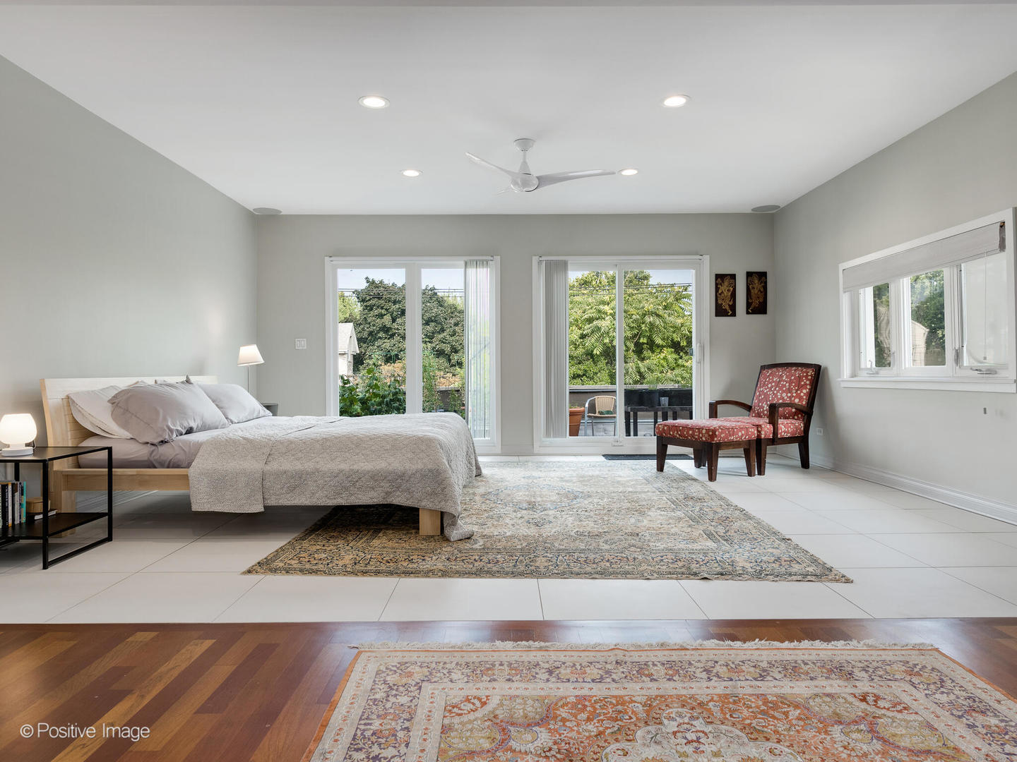 2227 N Janssen Avenue