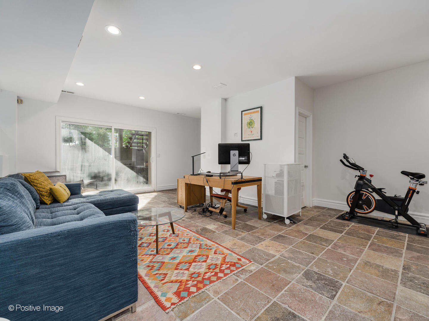 2227 N Janssen Avenue