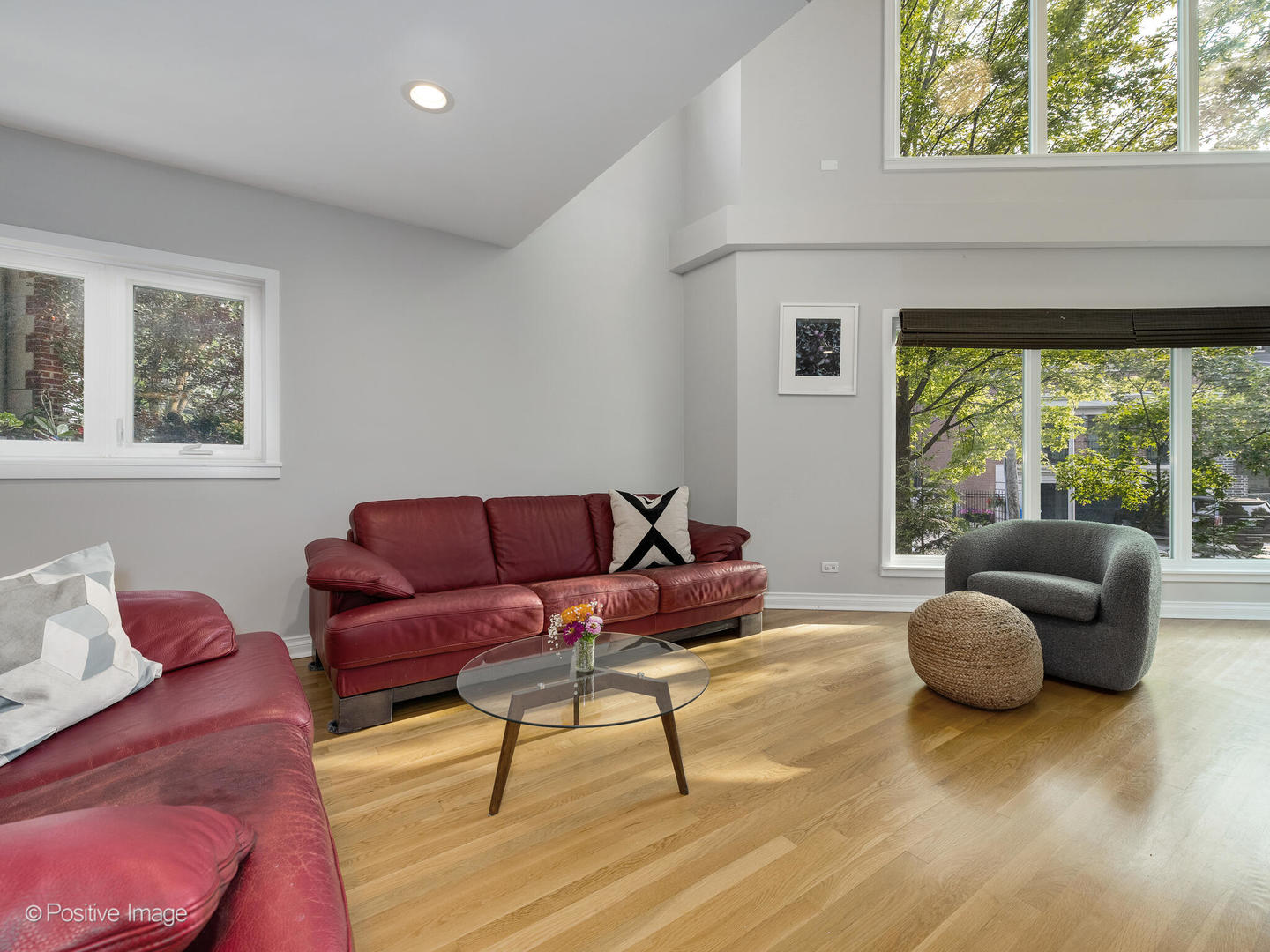 2227 N Janssen Avenue