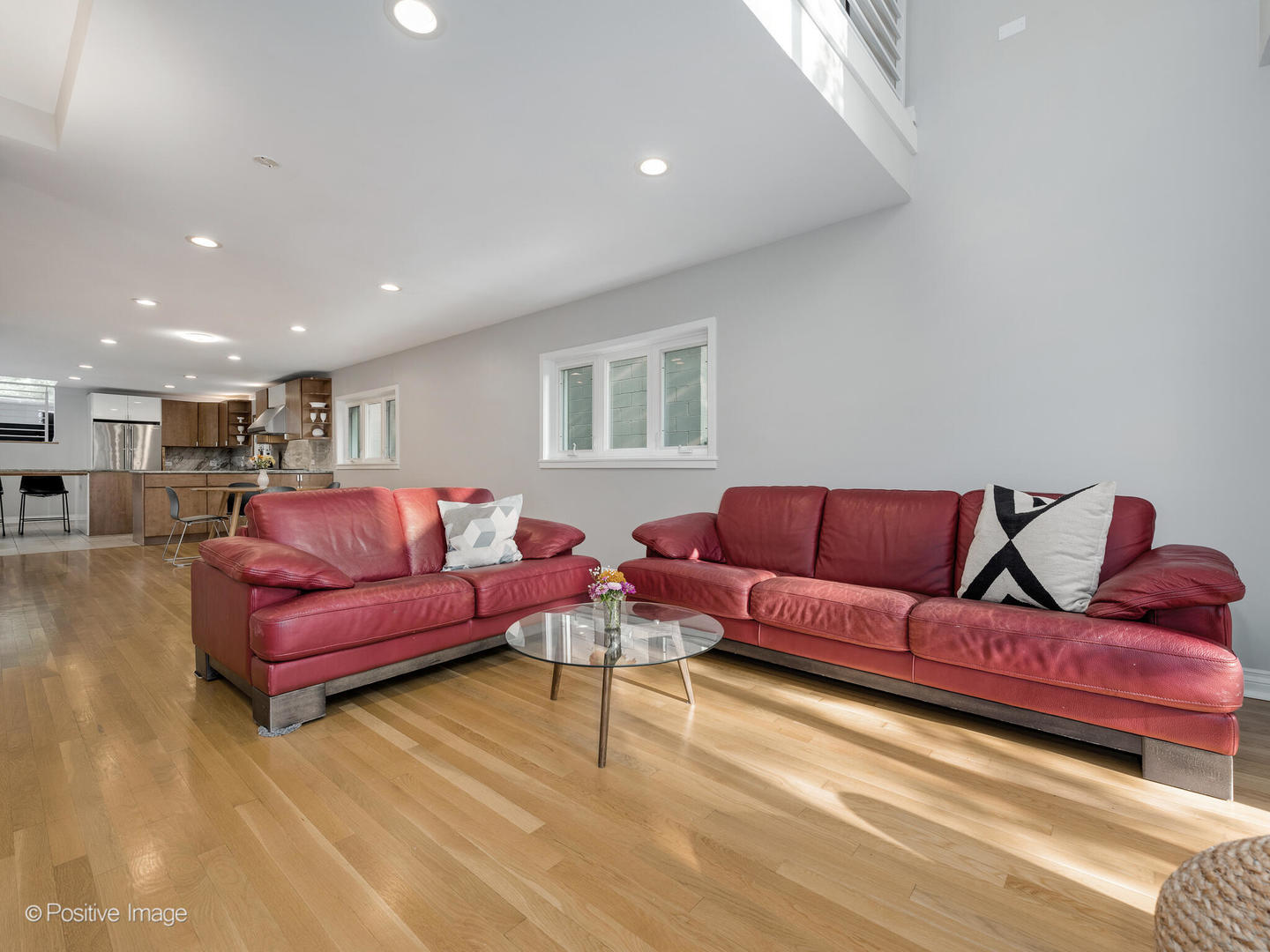 2227 N Janssen Avenue