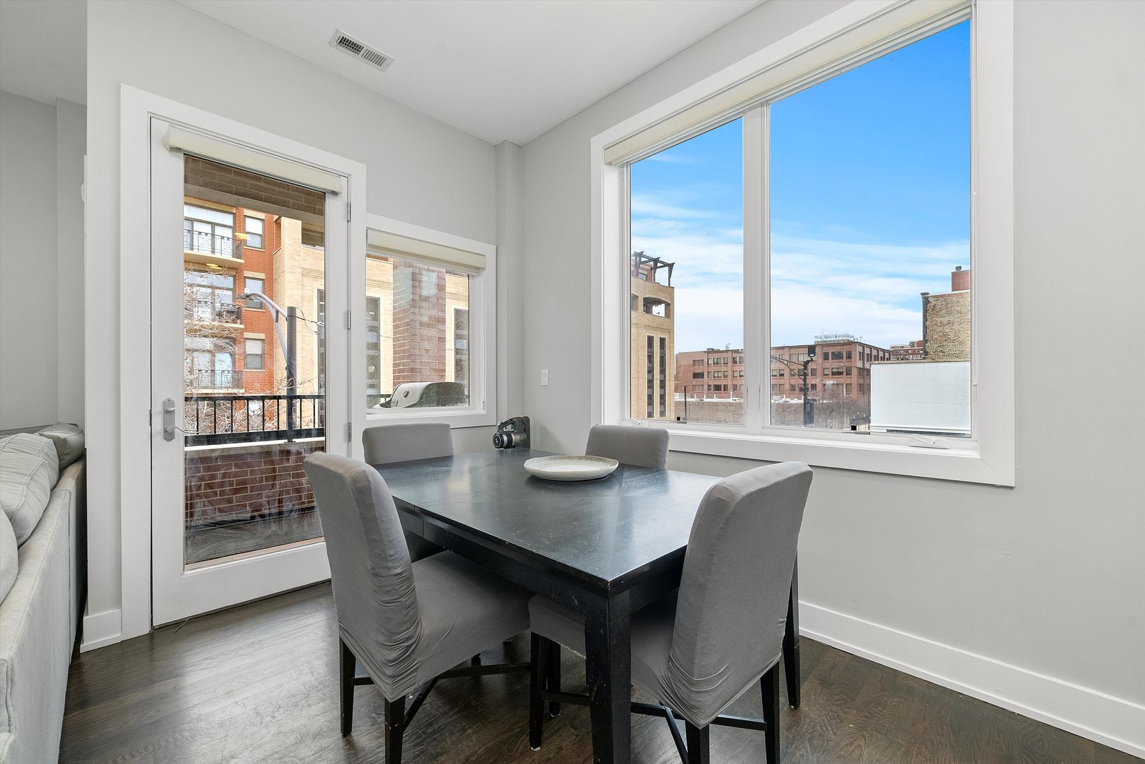 1312 W Madison Street Unit: 3B