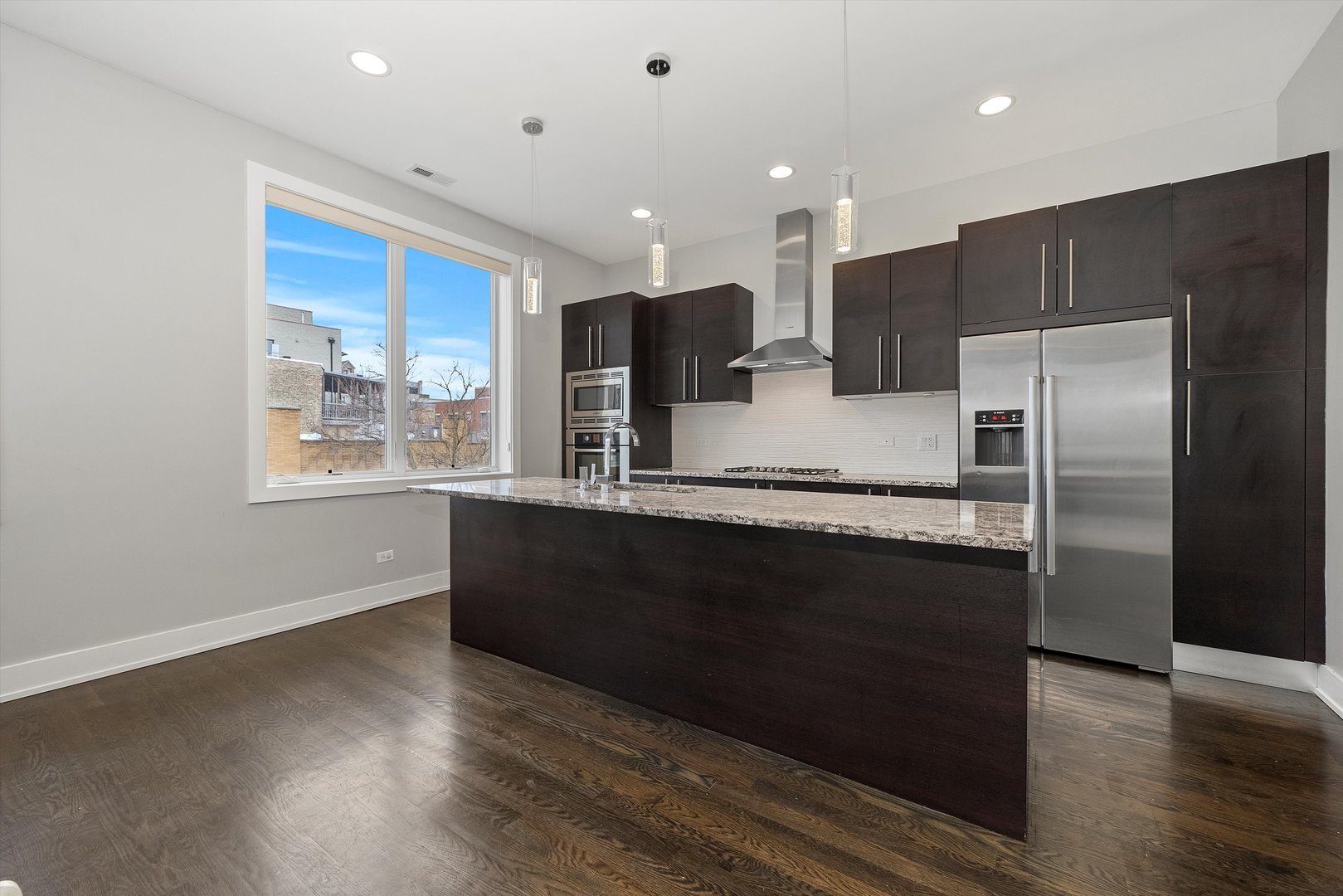 1312 W Madison Street Unit: 3B