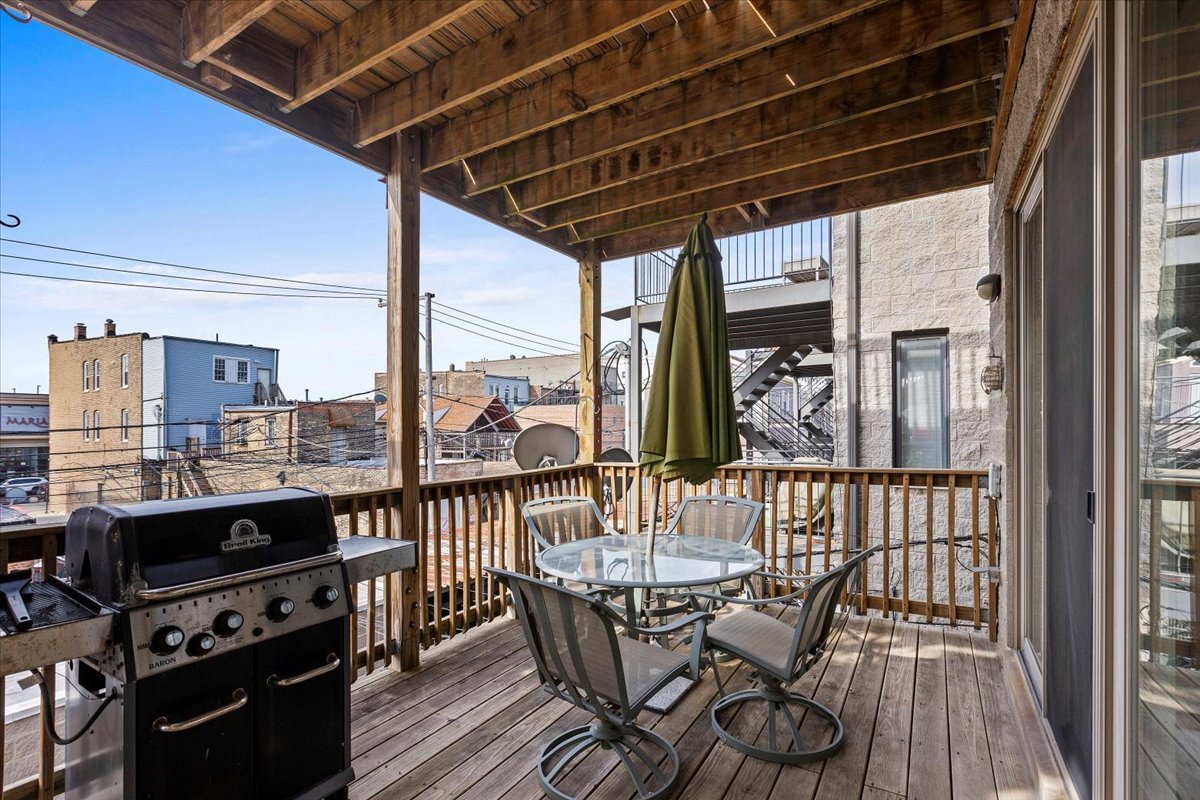 2025 W Rice Street Unit: 2