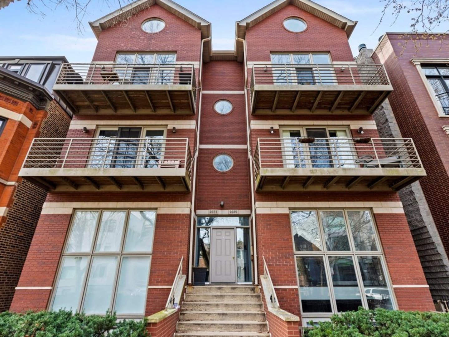 2025 W Rice Street Unit: 2