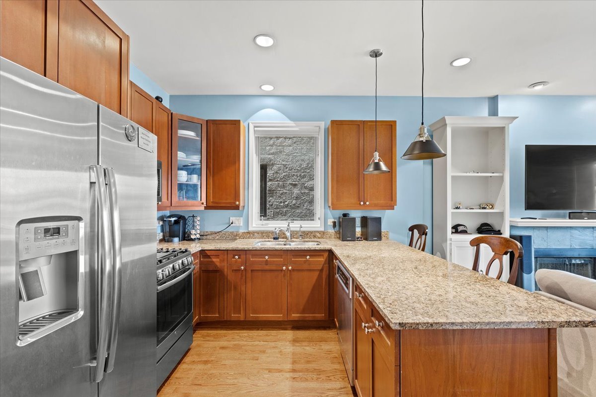 2025 W Rice Street Unit: 2