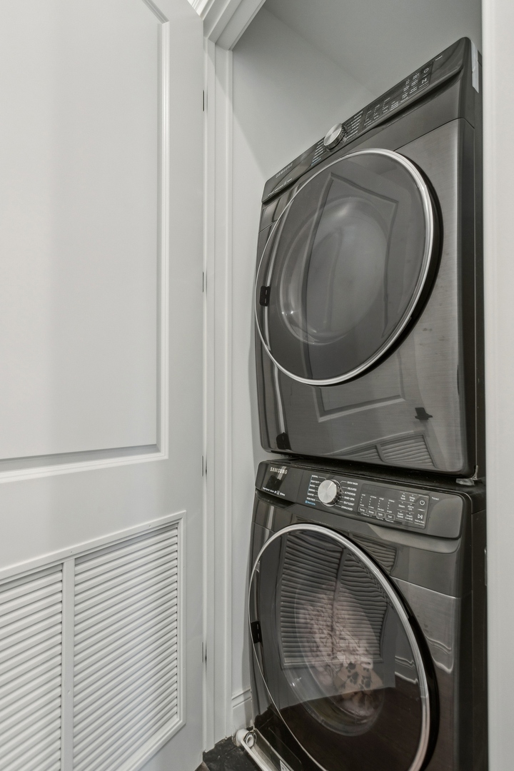 2660 W Armitage Avenue Unit: 2