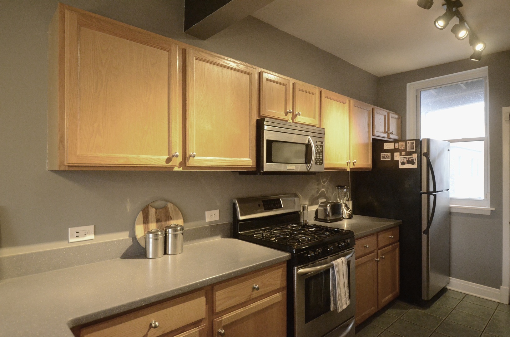 934 W Sunnyside Avenue Unit: 3A