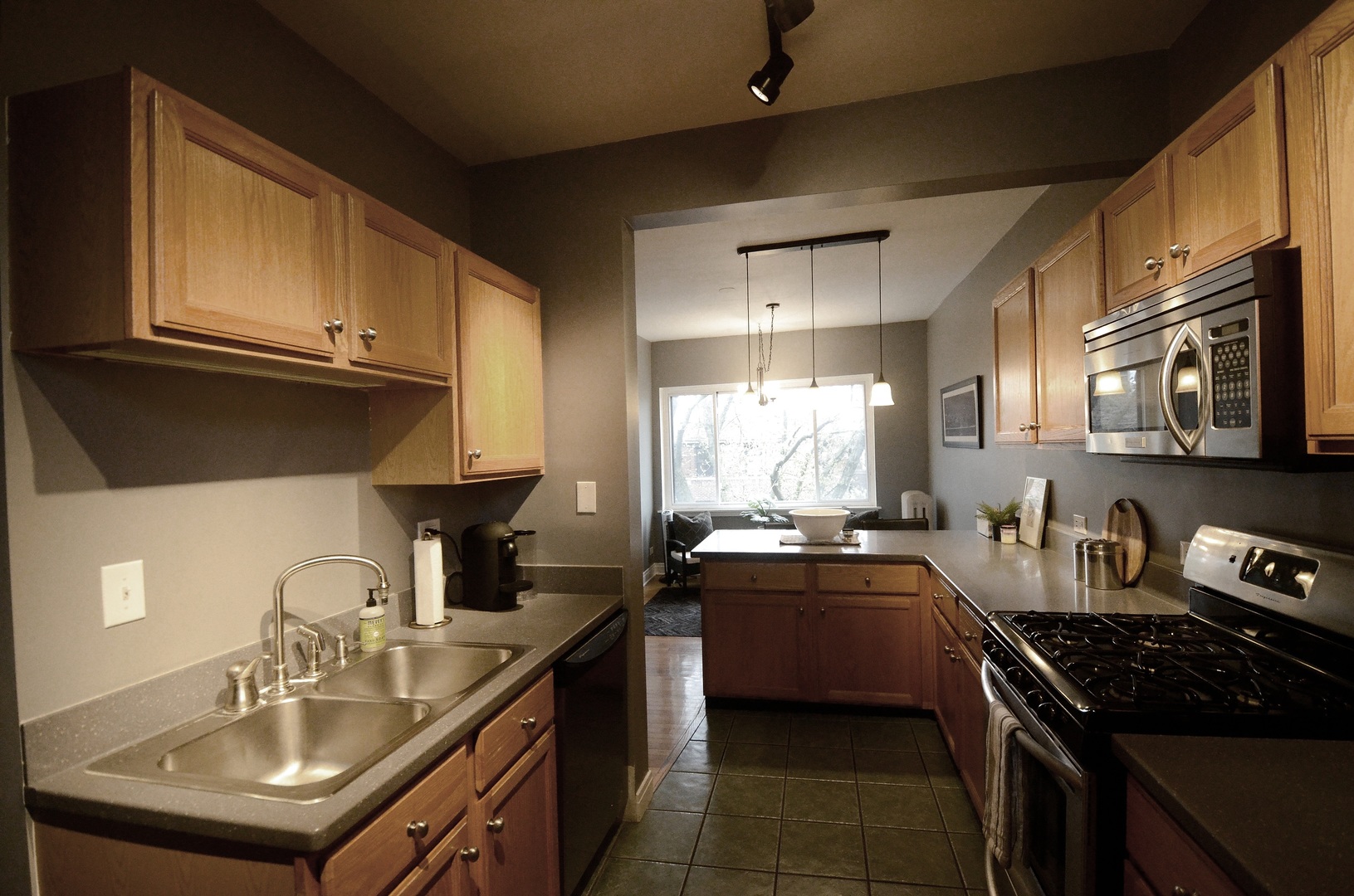 934 W Sunnyside Avenue Unit: 3A