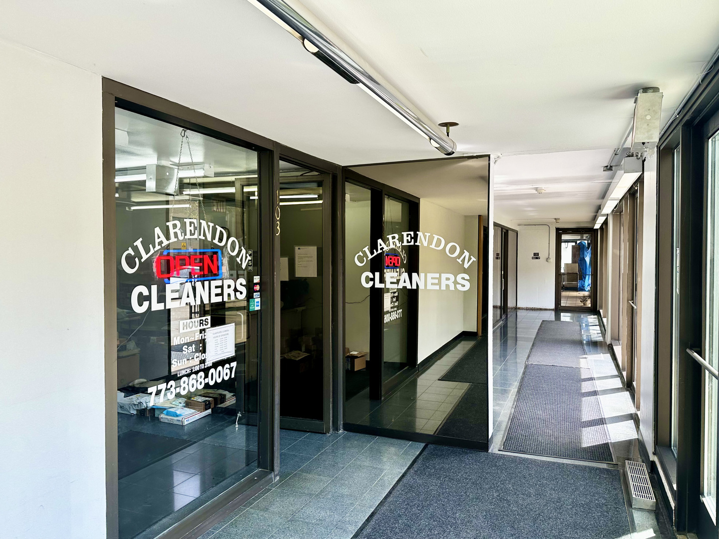 4343 N CLARENDON Avenue Unit: 905