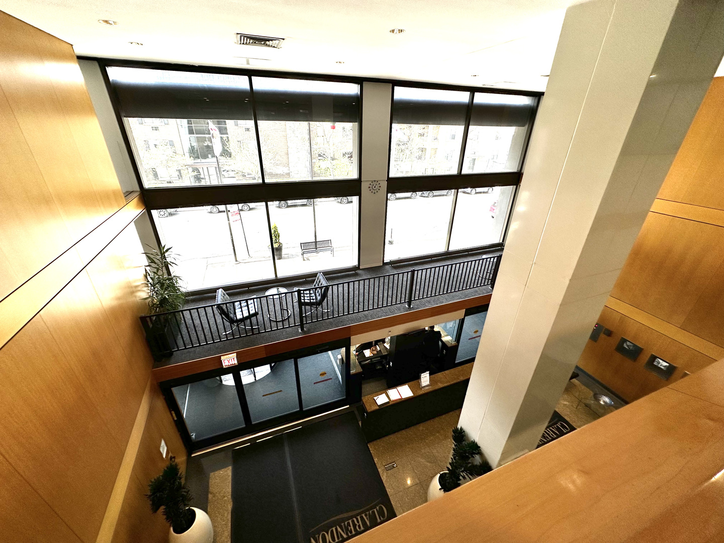 4343 N CLARENDON Avenue Unit: 905