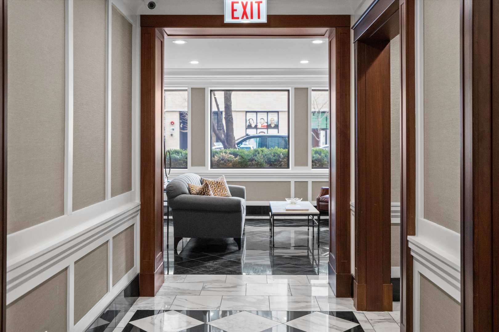 60 W Erie Street Unit: 1701