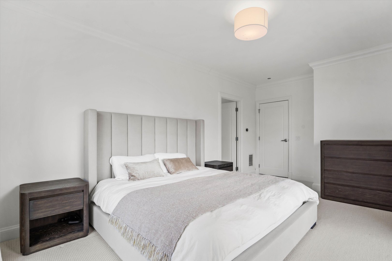 60 W Erie Street Unit: 1701