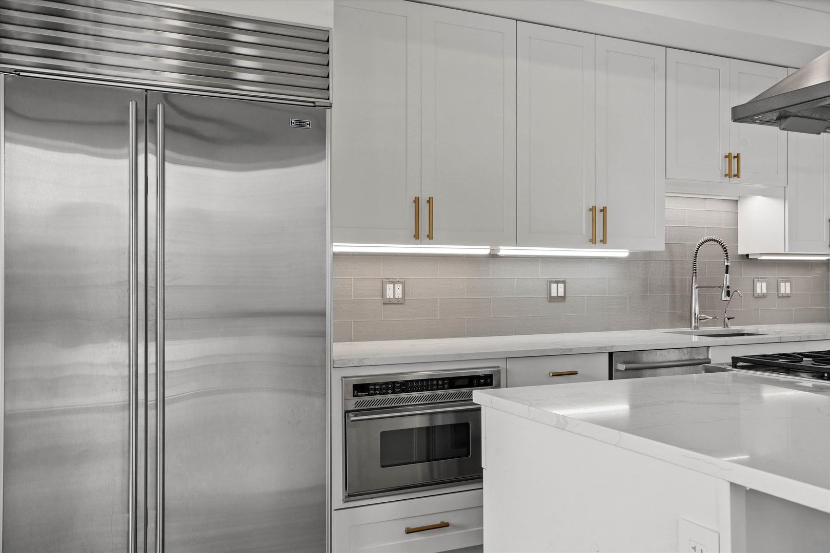 60 W Erie Street Unit: 1701