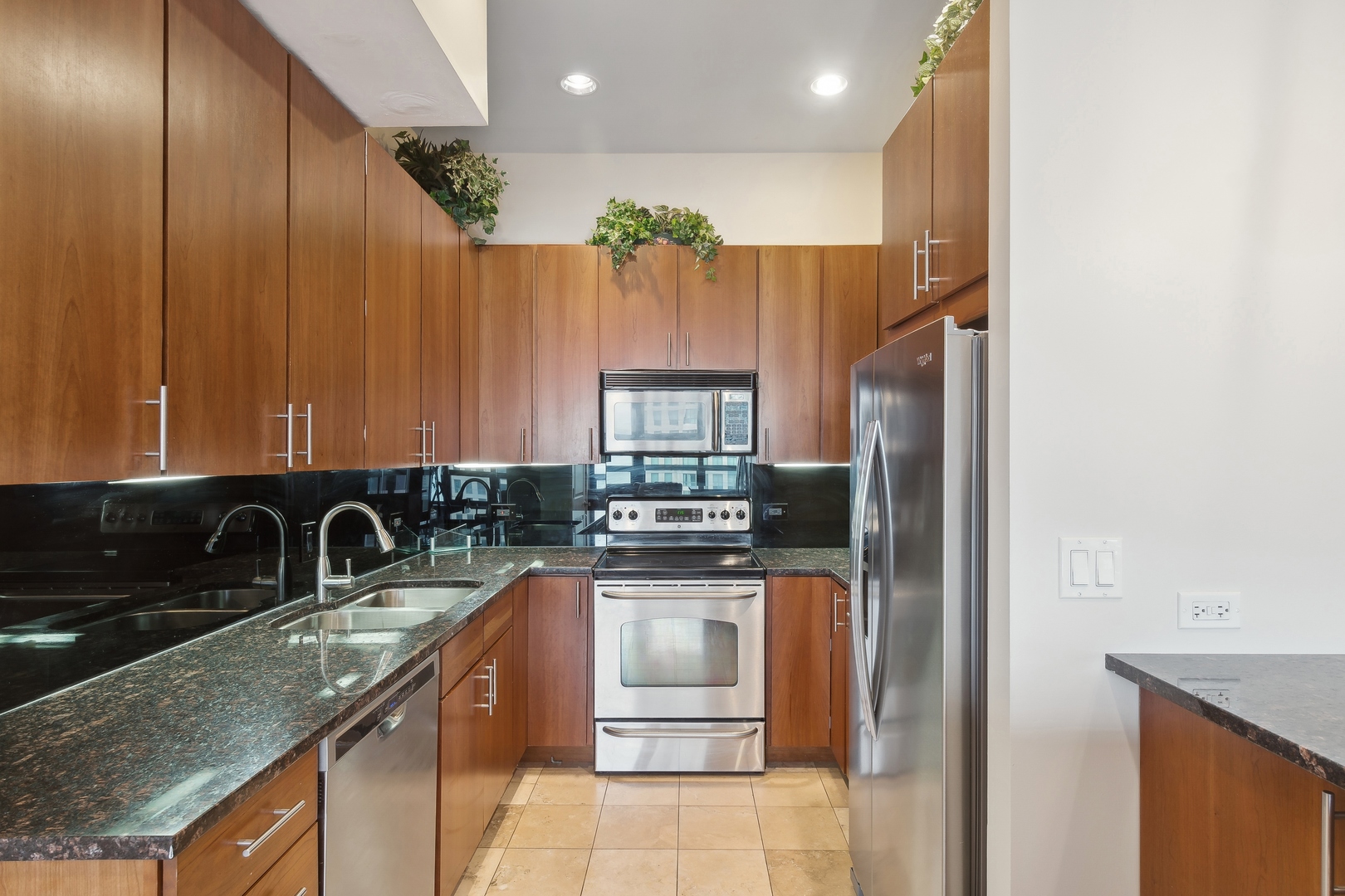 30 E Huron Street Unit: 5601