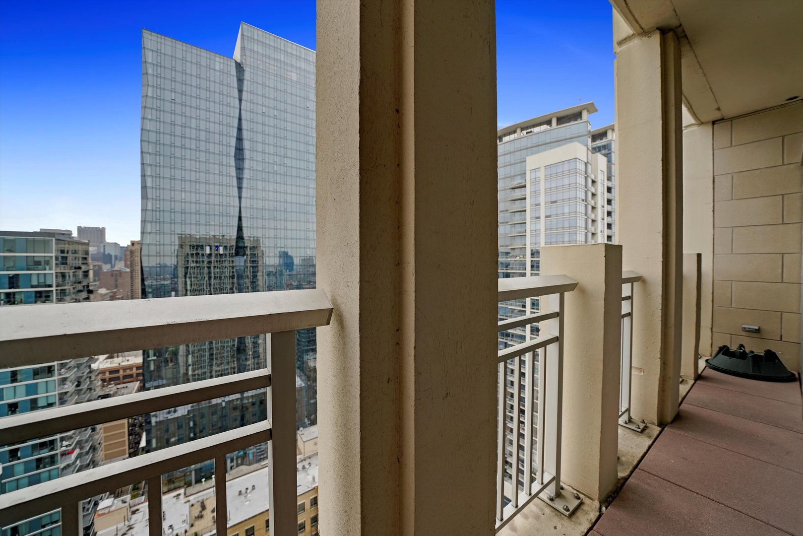 1400 S Michigan Avenue Unit: 2607