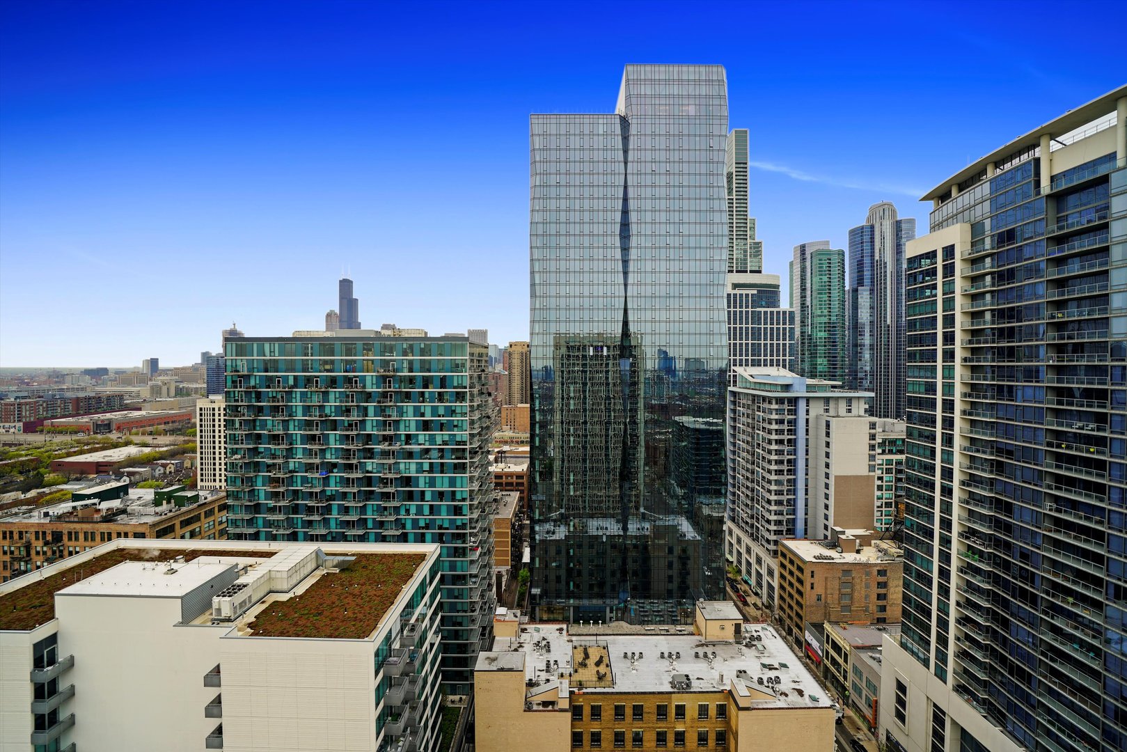 1400 S Michigan Avenue Unit: 2607