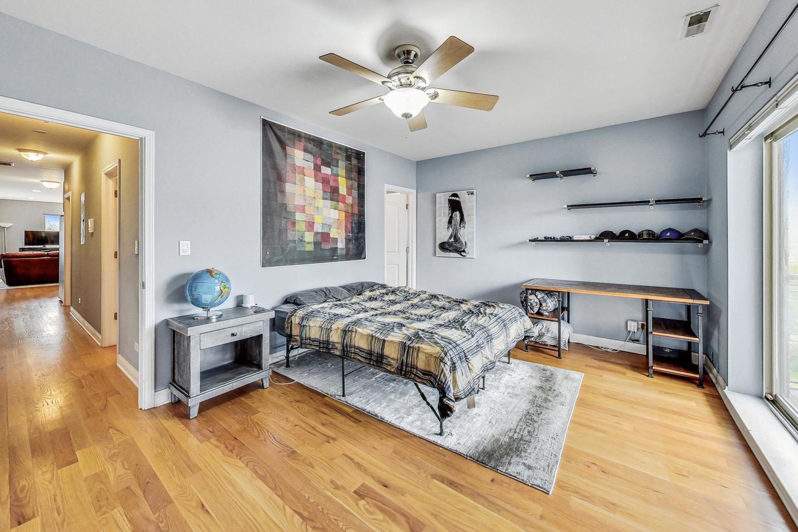 1617 N Artesian Avenue Unit: 2N